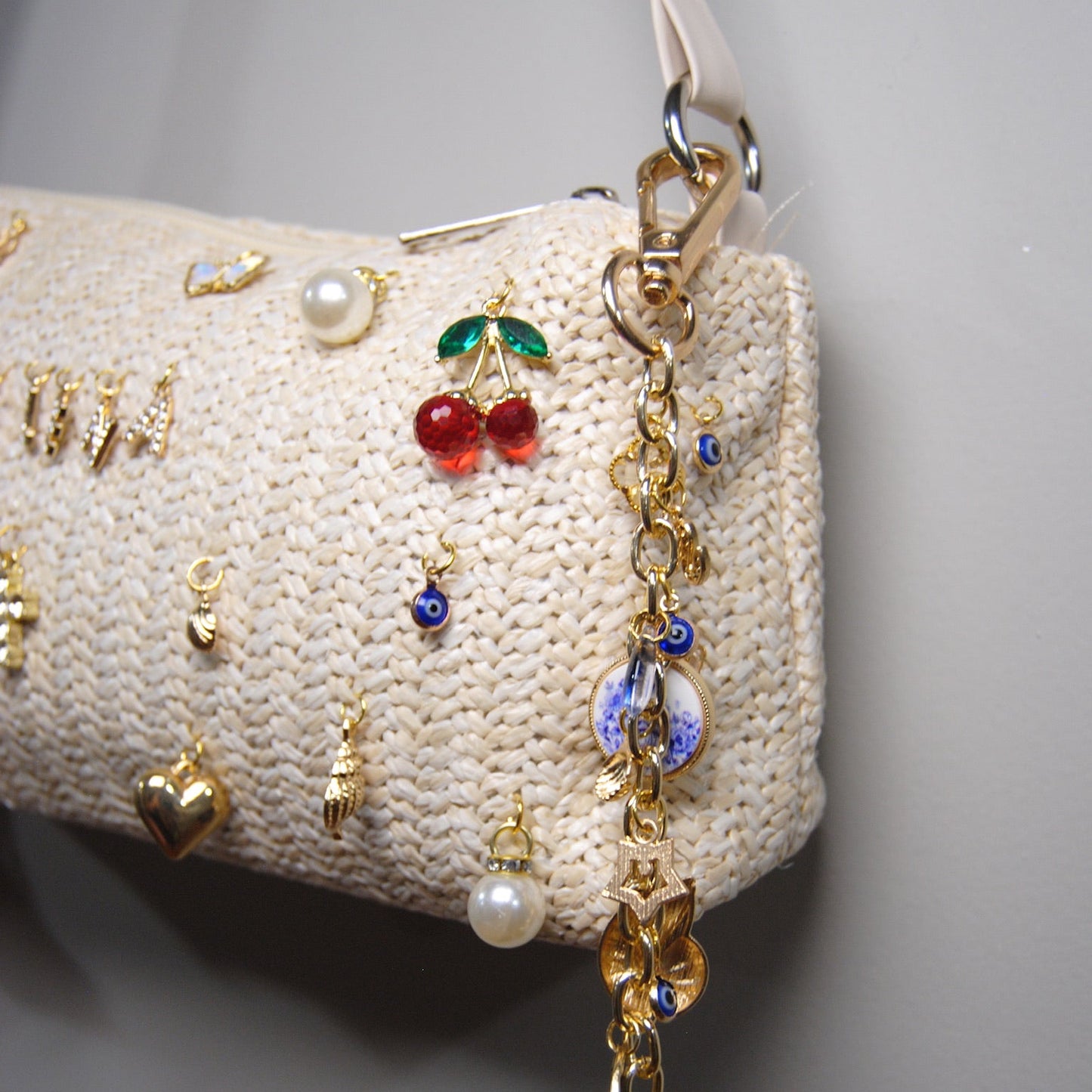 Custom Raffia Shoulder Bag
